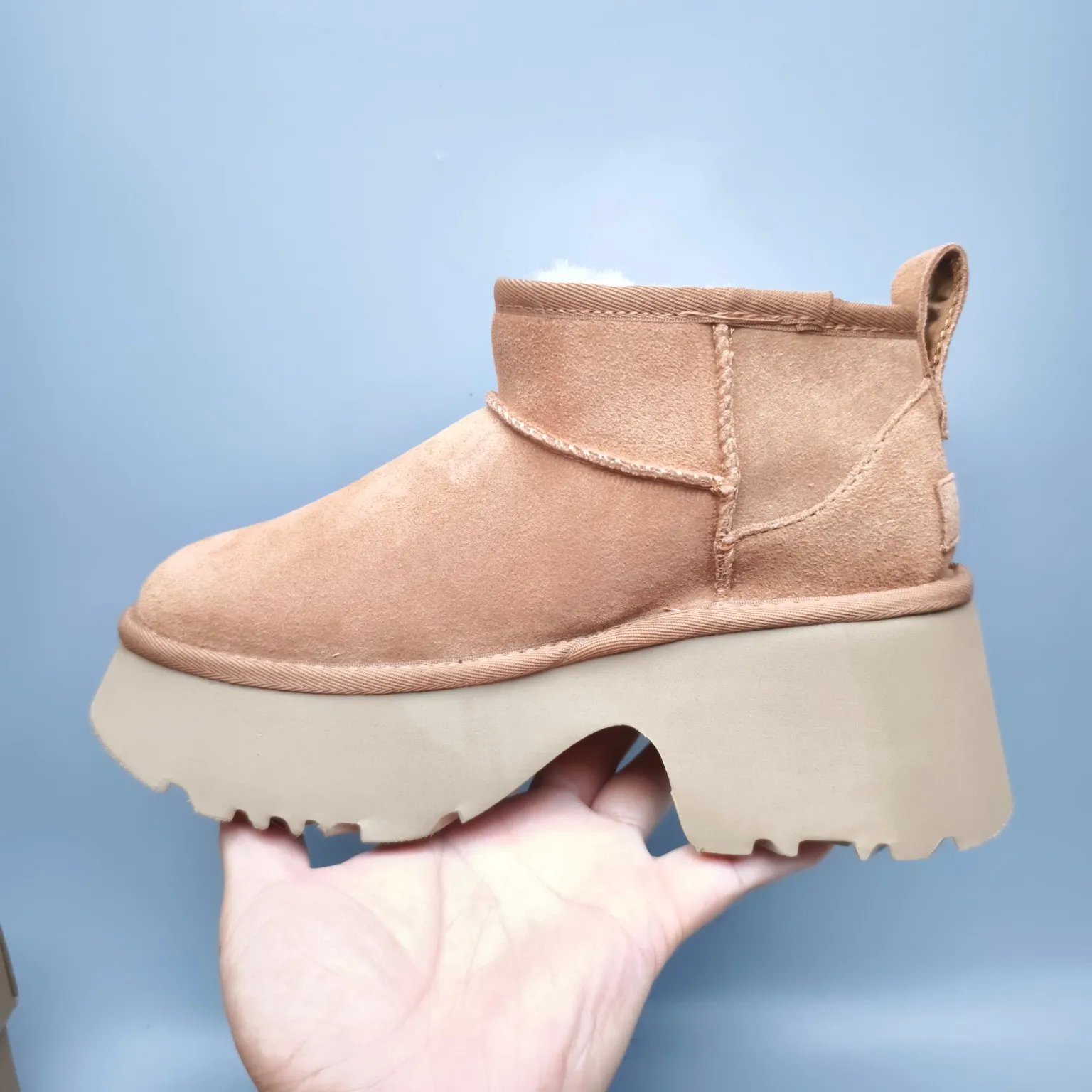 💰480 UGG sheepskin all-in-one snow boots 8311 thick-soled high-heeled fashion shoes Color: Maroon Sand Black Walnut Size: 35-40